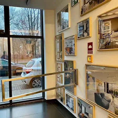 K22 Slawinska 504 In The Varsovie